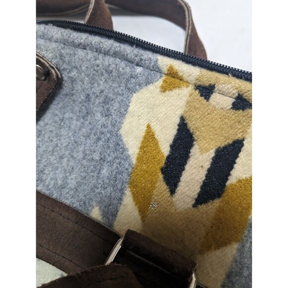 Mercy Grey Handmade Crossbody Bag Southwestern Pendleton Wool Oregon Leather - Picture 5 of 16